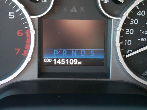 Used 2015 Toyota Tundra SR5 w/ TRD Off Road Package image 29