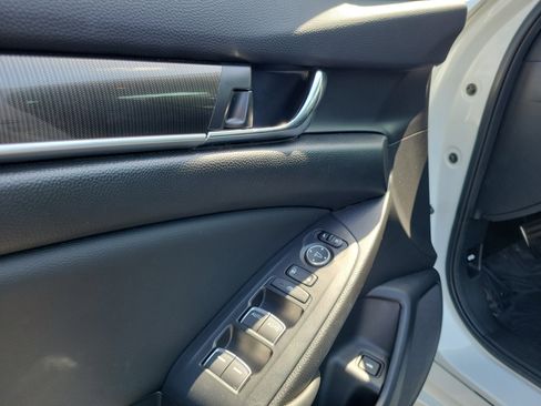 Used 2022 Honda Accord Sport image 18