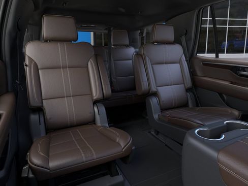 New 2026 Chevrolet Tahoe High Country AWD/4WD image 18