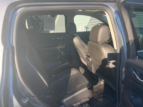 Used 2020 GMC Acadia Denali w/ Denali Ultimate Package image 49