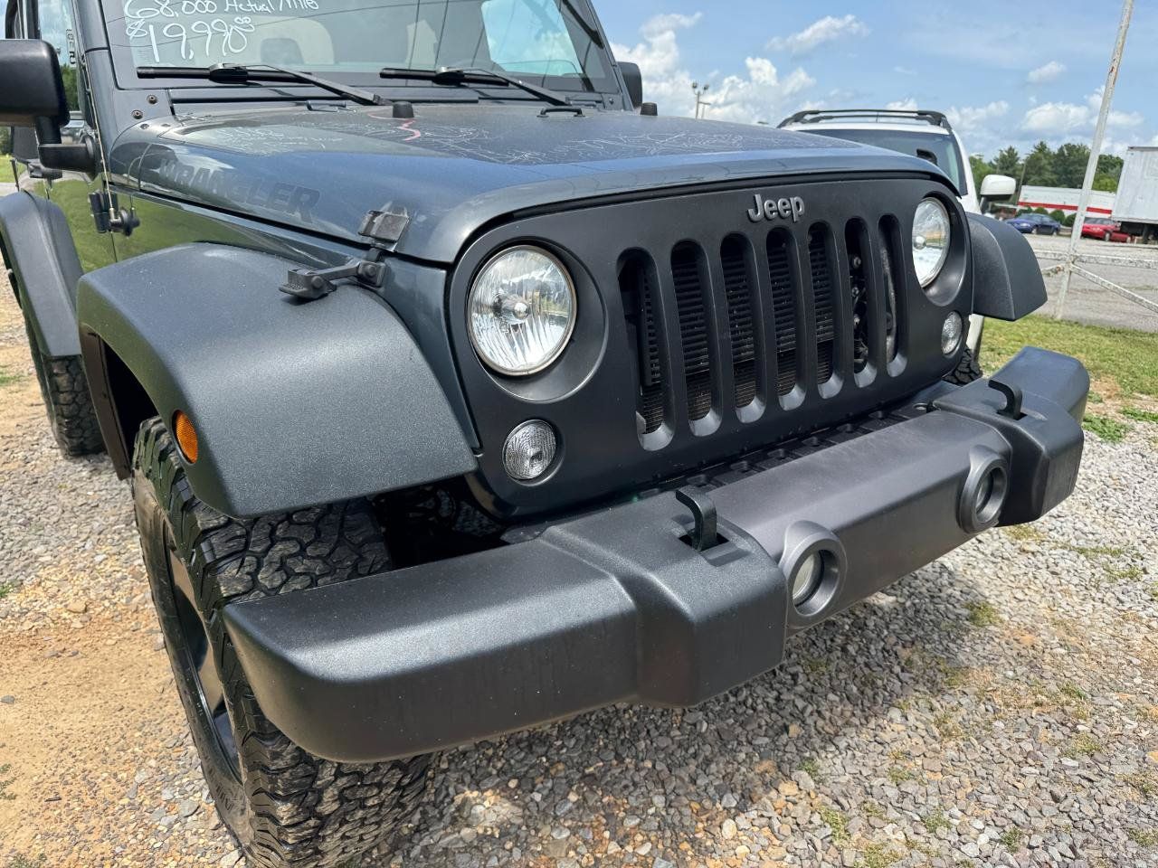 Used 2017 Jeep Wrangler Sport AWD/4WD image 7