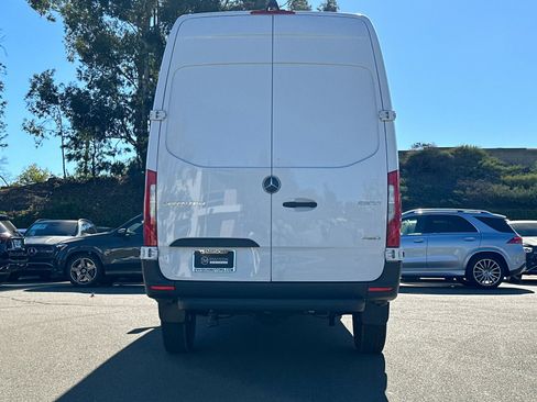 New 2025 Mercedes-Benz Sprinter 2500 image 4