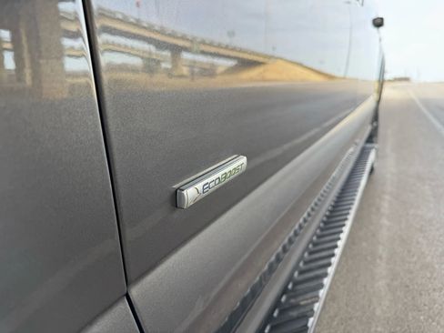 Used 2015 Ford F150 XLT w/ Equipment Group 302A Luxury image 10