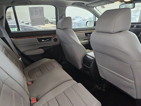 Used 2019 Honda CR-V Touring image 11