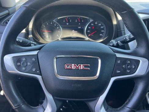 Used 2024 GMC Terrain SLT AWD/4WD image 23