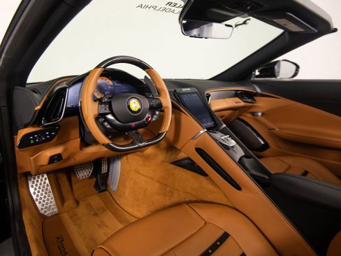 Certified 2025 Ferrari Roma Spider image 14
