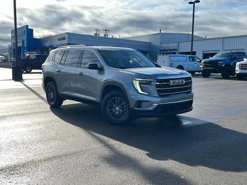 New 2026 GMC Acadia Elevation image 2