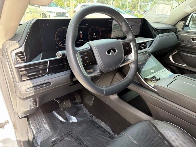 Used 2025 INFINITI QX80 Sensory AWD/4WD image 19