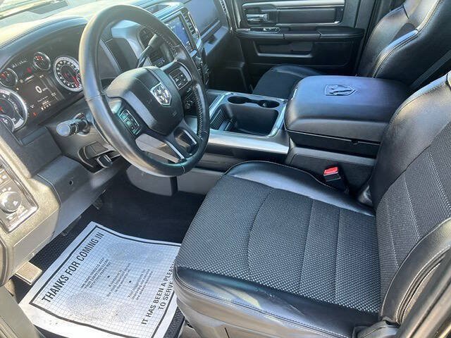Used 2018 RAM 2500 Big Horn w/ Sport Appearance Group AWD/4WD image 14