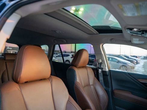 Used 2025 Subaru Outback Touring XT image 13