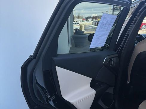 Used 2026 BMW X3 xDrive30 image 25