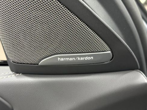 New 2026 BMW X6 M60i image 23