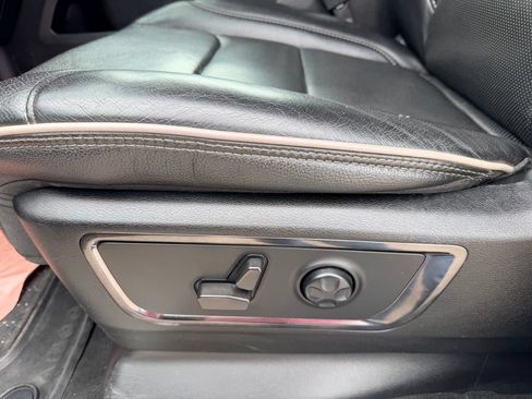 Used 2022 RAM 1500 Limited w/ Off-Road Group AWD/4WD image 21