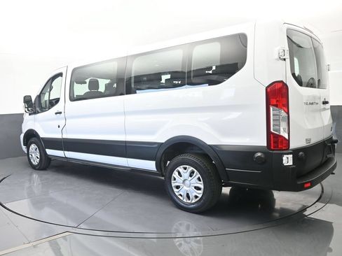 Used 2024 Ford Transit 350 XLT RWD image 4
