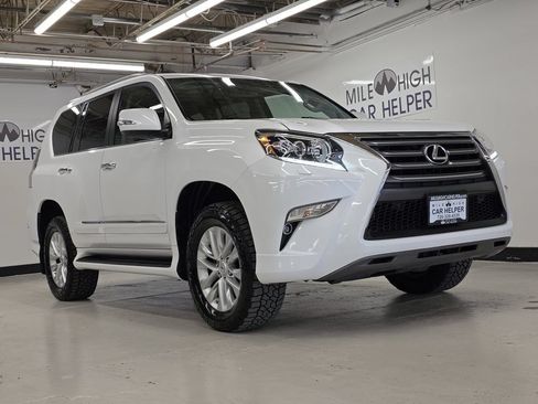Used 2018 Lexus GX 460 Premium w/ Premium Package AWD/4WD image 5