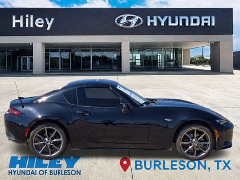 Used 2017 MAZDA MX-5 Miata RF Grand Touring RWD image 3