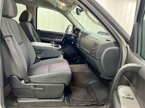 Used 2009 GMC Sierra 1500 SLE w/ Power Pack Plus AWD/4WD image 20