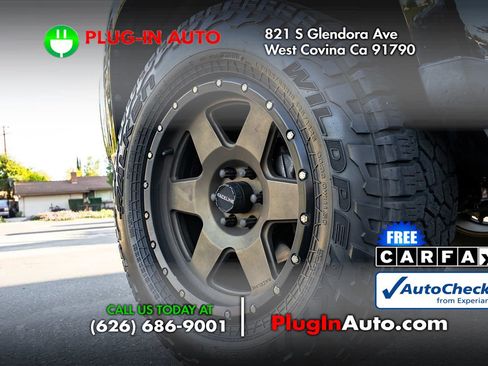 Used 2018 Chevrolet Colorado Z71 w/ Z71 Midnight Edition image 6