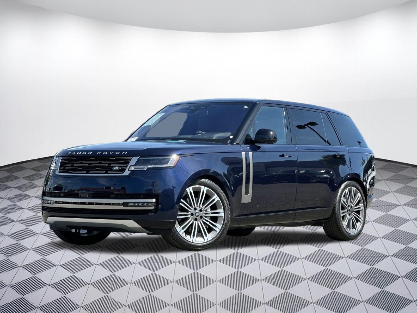 Certified 2023 Land Rover Range Rover Long Wheelbase SE AWD/4WD image 32