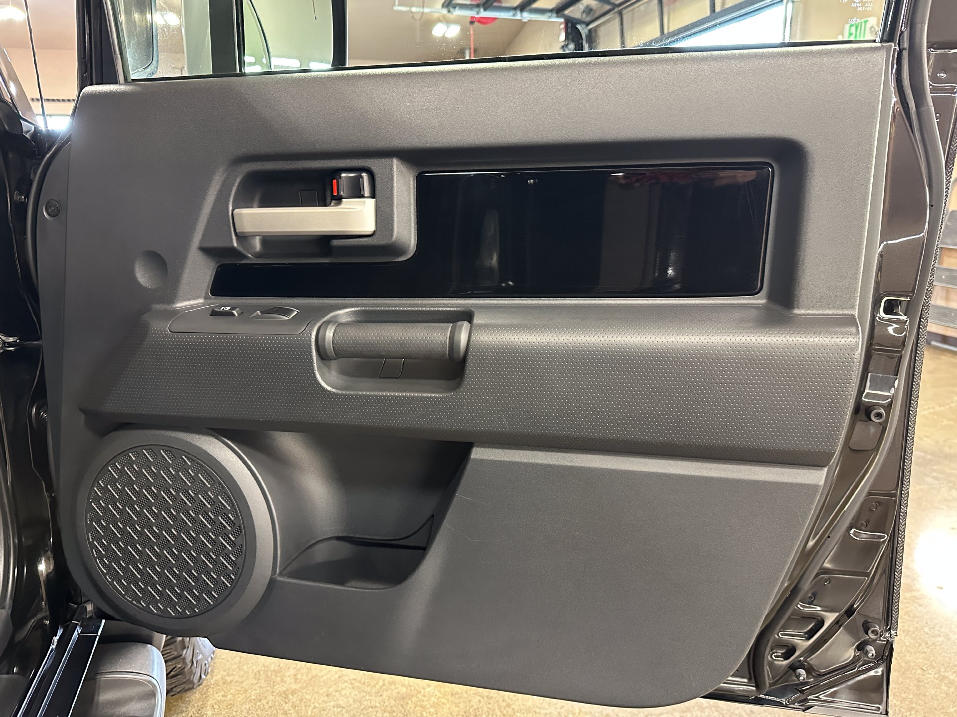 Used 2007 Toyota FJ Cruiser 4WD w/ Upgrade Pkg 1 image 23
