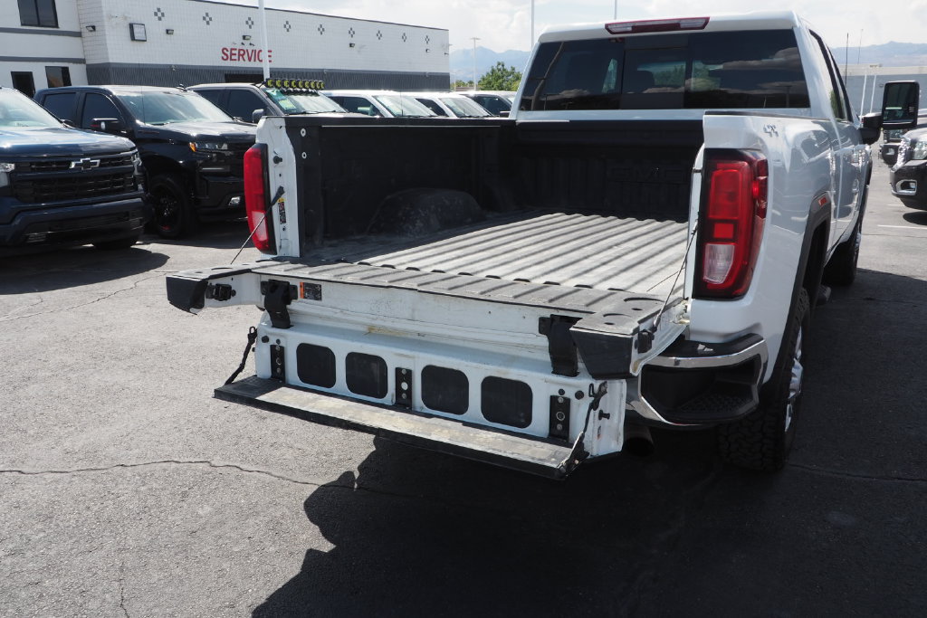 Used 2022 GMC Sierra 2500 SLE w/ Preferred Package AWD/4WD image 18