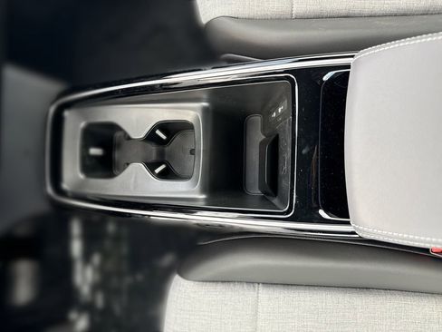 New 2026 Volkswagen ID.4 Pro image 19