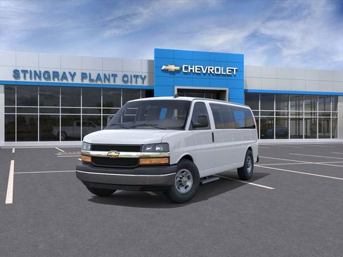 New 2024 Chevrolet Express 3500 LS w/ Chrome Appearance Package image 8