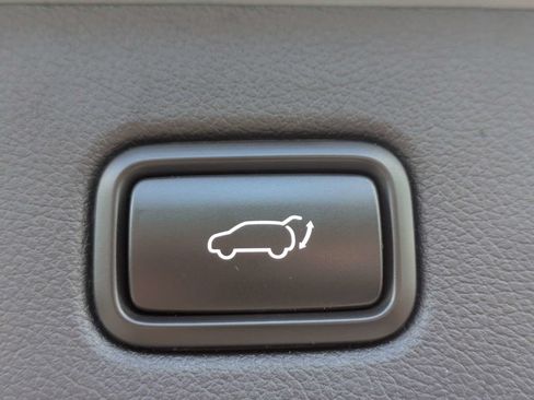 Used 2022 Kia Sportage EX w/ EX Technology Package FWD image 13