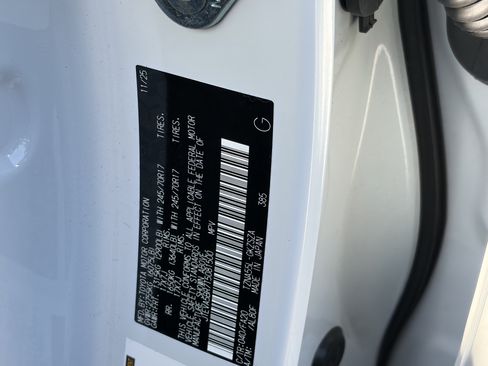 Certified 2026 Toyota 4Runner SR5 AWD/4WD image 9