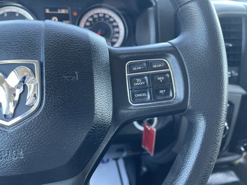 Used 2022 RAM 1500 Tradesman w/ Chrome Appearance Group AWD/4WD image 19