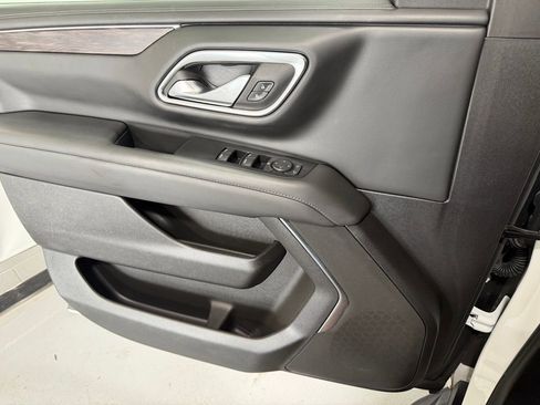 Used 2024 Chevrolet Tahoe LS image 13