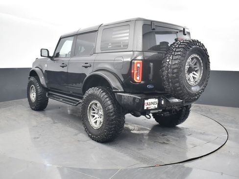 Used 2024 Ford Bronco Wildtrak image 11