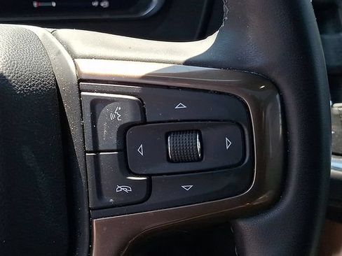 Used 2024 Chevrolet Tahoe High Country w/ Premium Package 2 AWD/4WD image 21