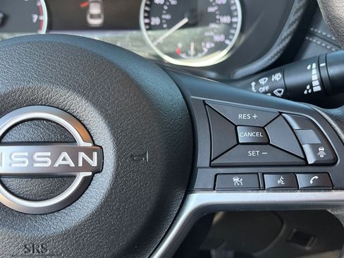 Used 2024 Nissan Sentra SV FWD image 20