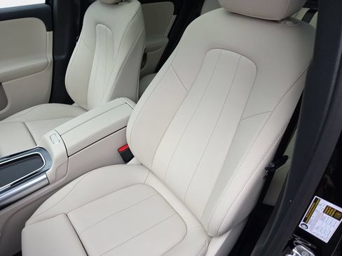 New 2026 Mercedes-Benz GLA 250 image 15