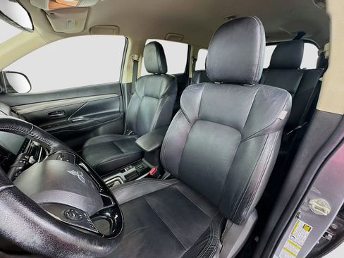 Used 2020 Mitsubishi Outlander SEL image 21