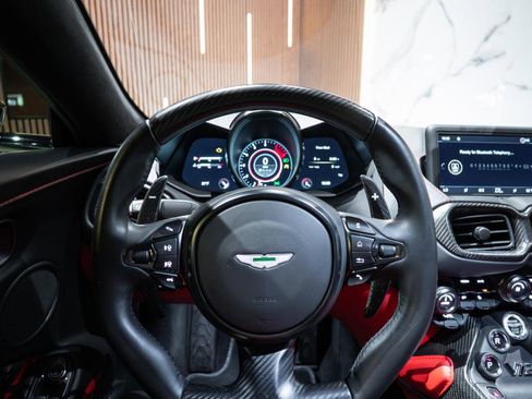 Used 2023 Aston Martin V12 Vantage RWD image 10