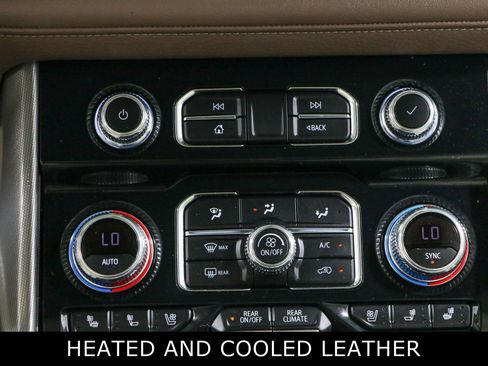 Used 2023 GMC Yukon Denali RWD image 21