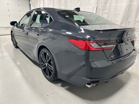 Used 2025 Toyota Camry XSE image 5