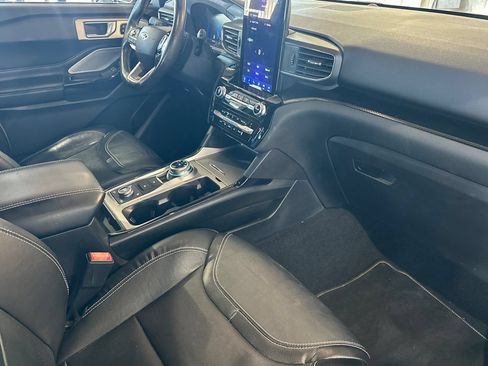 Used 2021 Ford Explorer ST w/ Equipment Group 401A AWD/4WD image 16