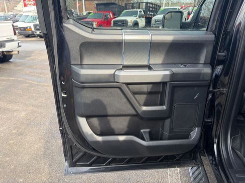 Used 2018 Ford F150 XLT w/ Equipment Group 302A Luxury image 41