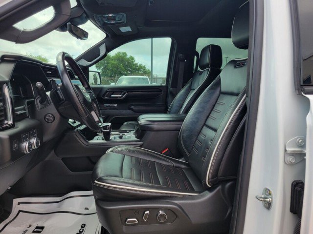 Used 2023 GMC Sierra 1500 AT4X AWD/4WD image 23
