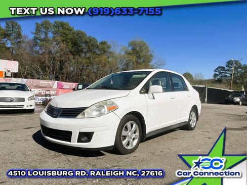 Used 2008 Nissan Versa S image 4