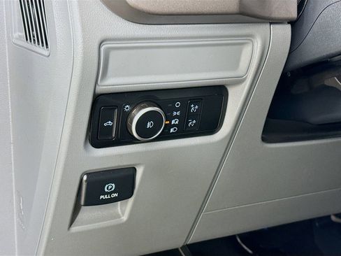 Used 2024 Ford F150 XLT w/ Tow/Haul Package image 12