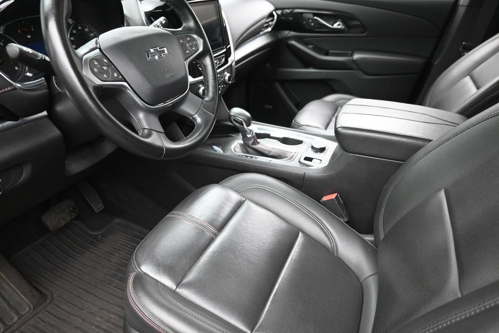 Used 2023 Chevrolet Traverse RS AWD/4WD image 19