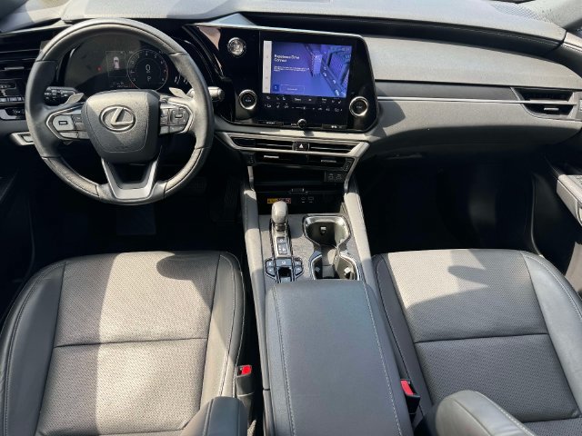 Used 2024 Lexus RX 350 Premium w/ Accessory Package (Z1) AWD/4WD image 18
