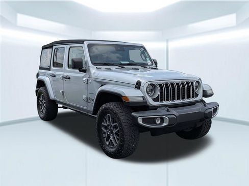 Used 2024 Jeep Wrangler Unlimited Sahara w/ Safety Group AWD/4WD image 6