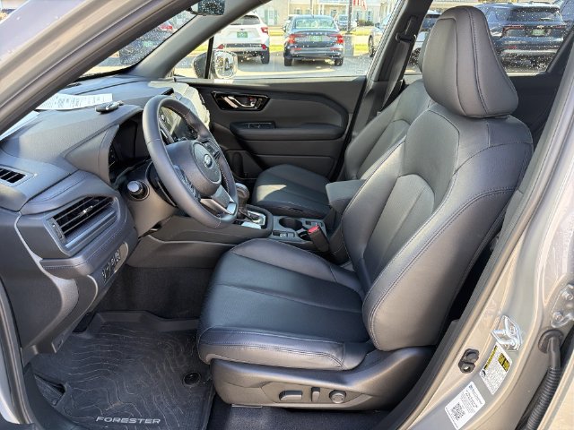 Used 2025 Subaru Forester Limited AWD/4WD image 20