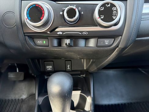 Used 2019 Honda Fit LX image 23