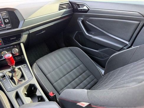 Used 2019 Volkswagen Jetta GLI FWD image 14